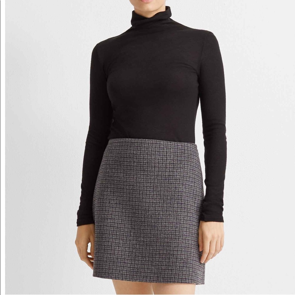 ✨ CLUB MONACO WOOL SKIRT✨